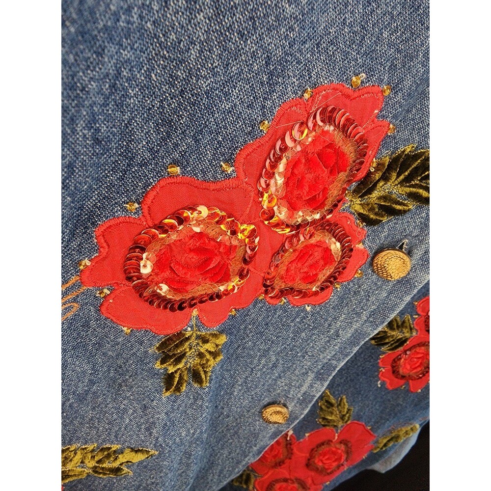 Vintage Tantrums Embroidered Denim Shirt w/ Velvet  Sequin Roses – Small - Picture 3 of 4